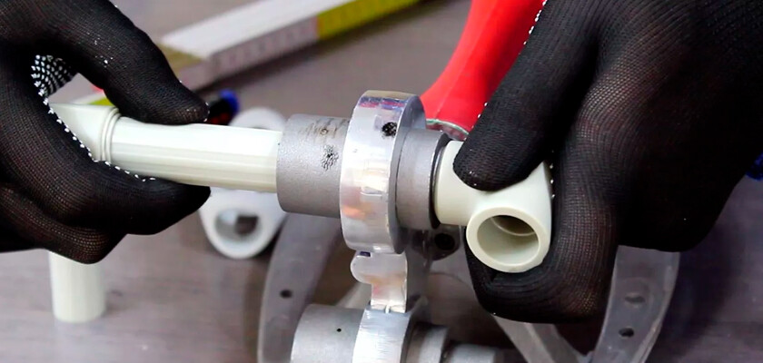 при какой температуре паять полипропиленовые трубы